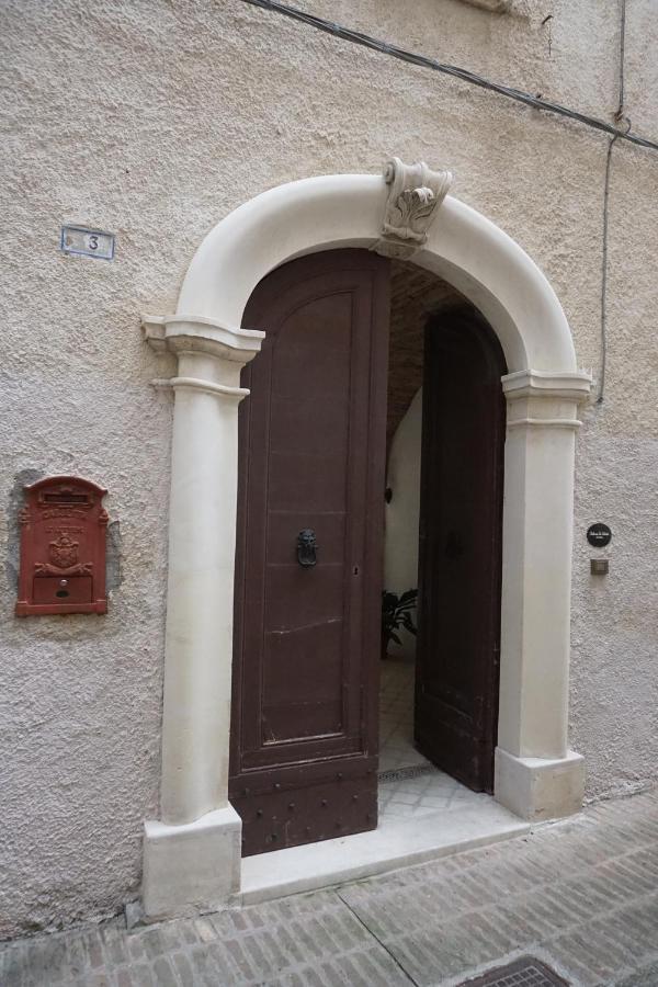 Bed and Breakfast Palazzo De Fabritiis Rosciano  Exterior foto